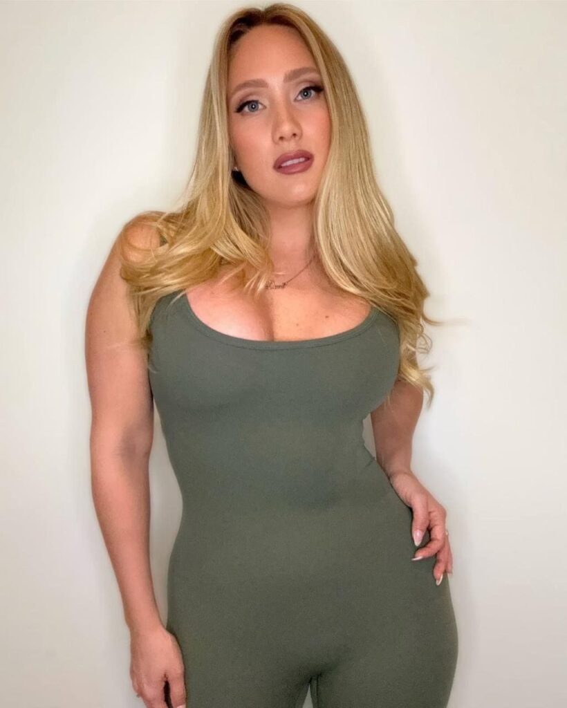 Aj Applegate Biography
