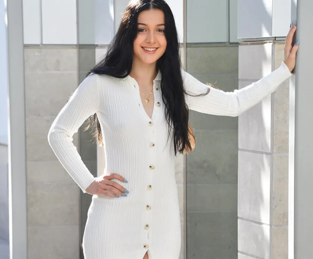 April Valentino Wiki