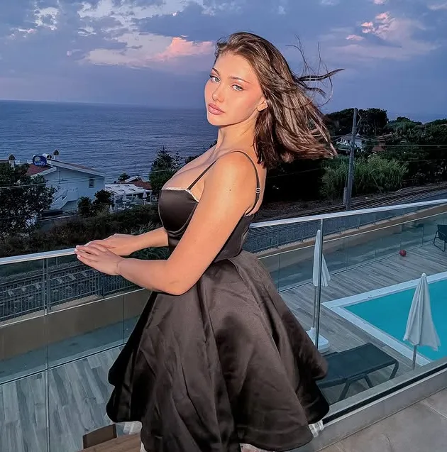 Blackwidof Relationships